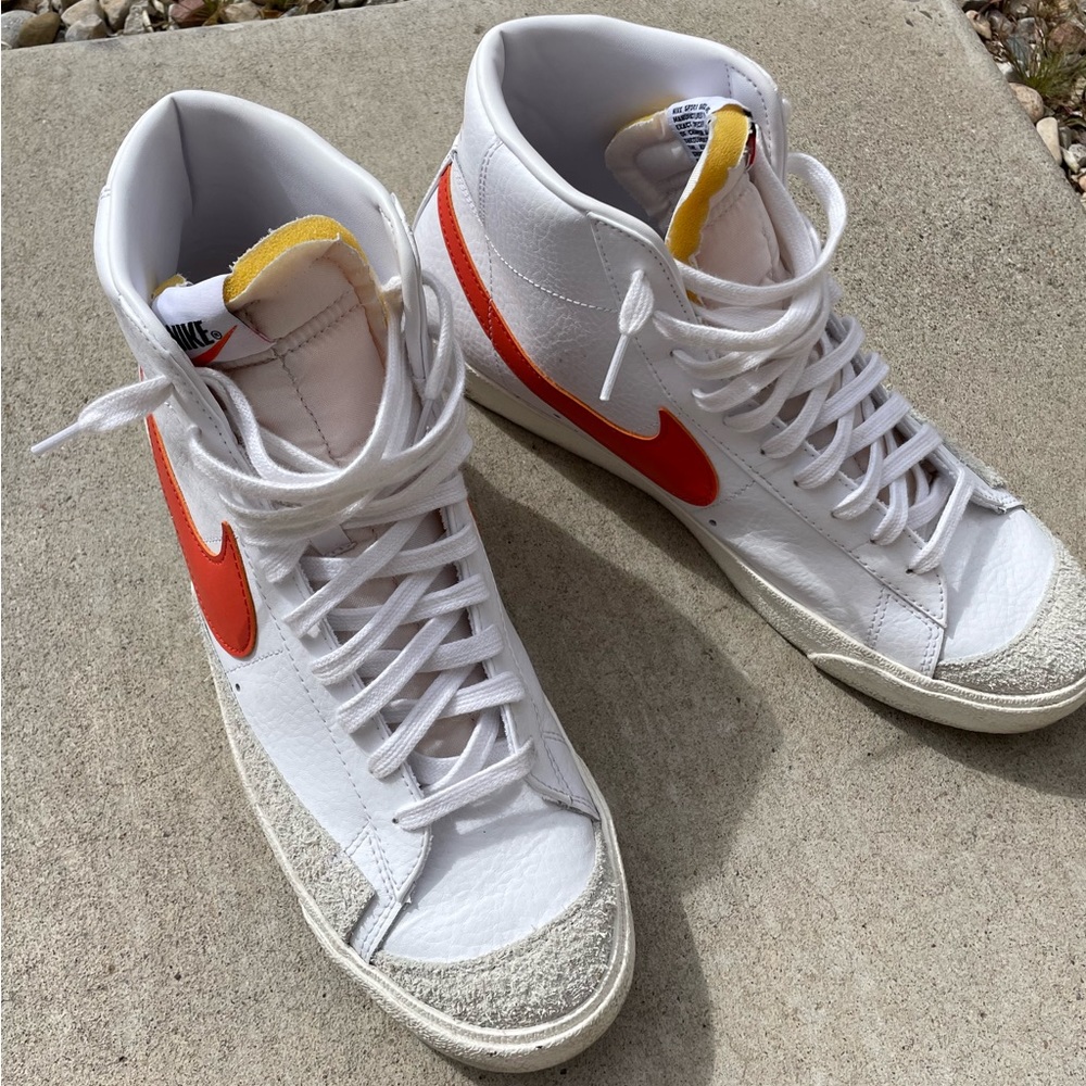 Men’s Red Nike Blazers High tops